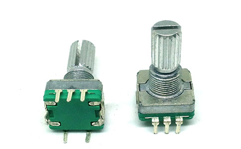 綠色旋轉(zhuǎn)電位器.jpg 綠色旋轉(zhuǎn)電位器.jpg