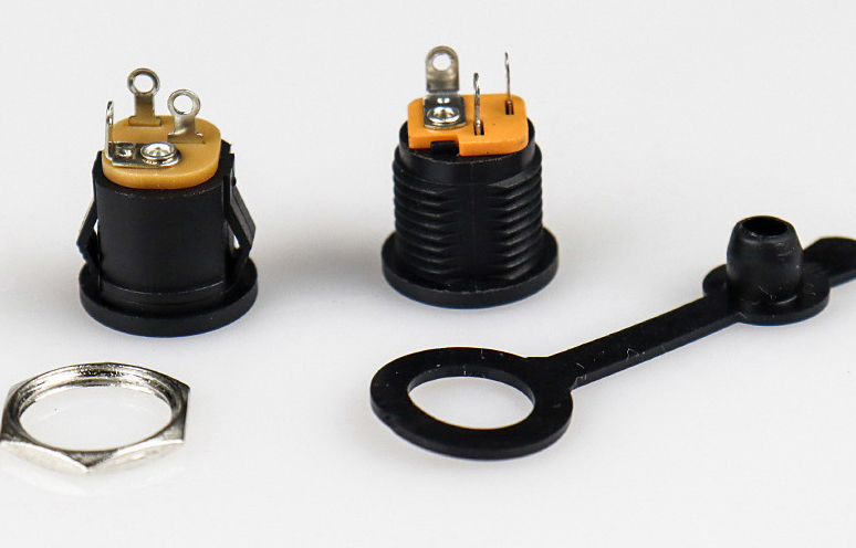 DC電源插座有什么安全設(shè)計(jì)?